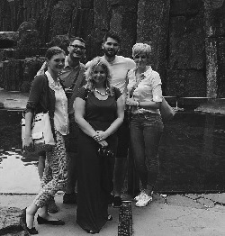 Ewing PR Went to Relax in the Prague ZOO