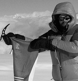 Ewing at the top (of 7 000 metres)